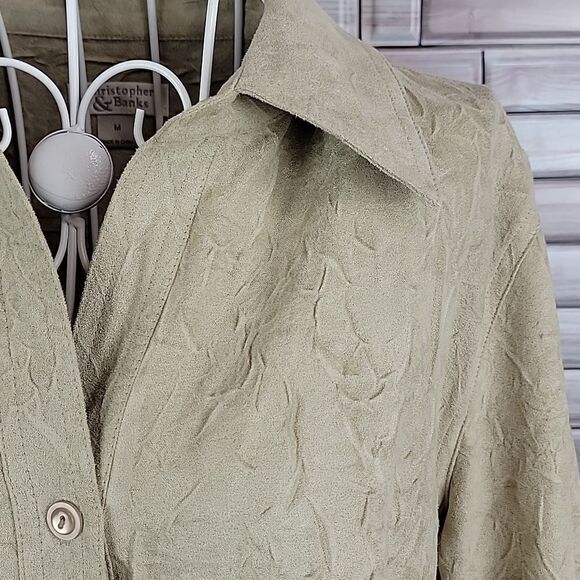 Christopher and Banks button-down shirt Size M - Picture 4 of 10